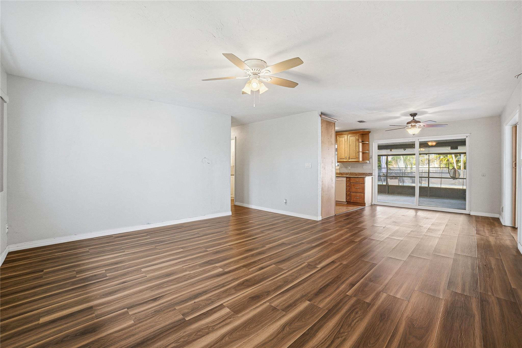 2241 SW 38th Fort Lauderdale, FL 33312