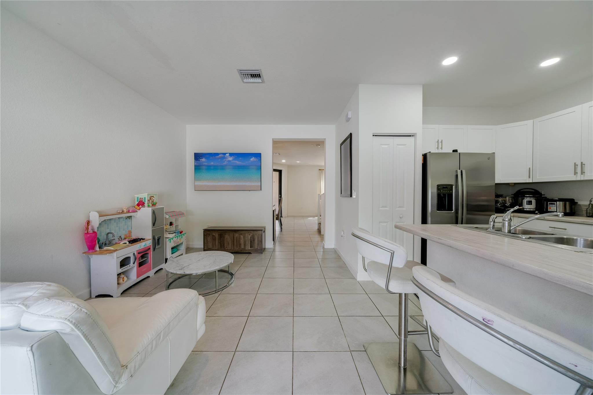 11392 W 34th Hialeah, FL 33018