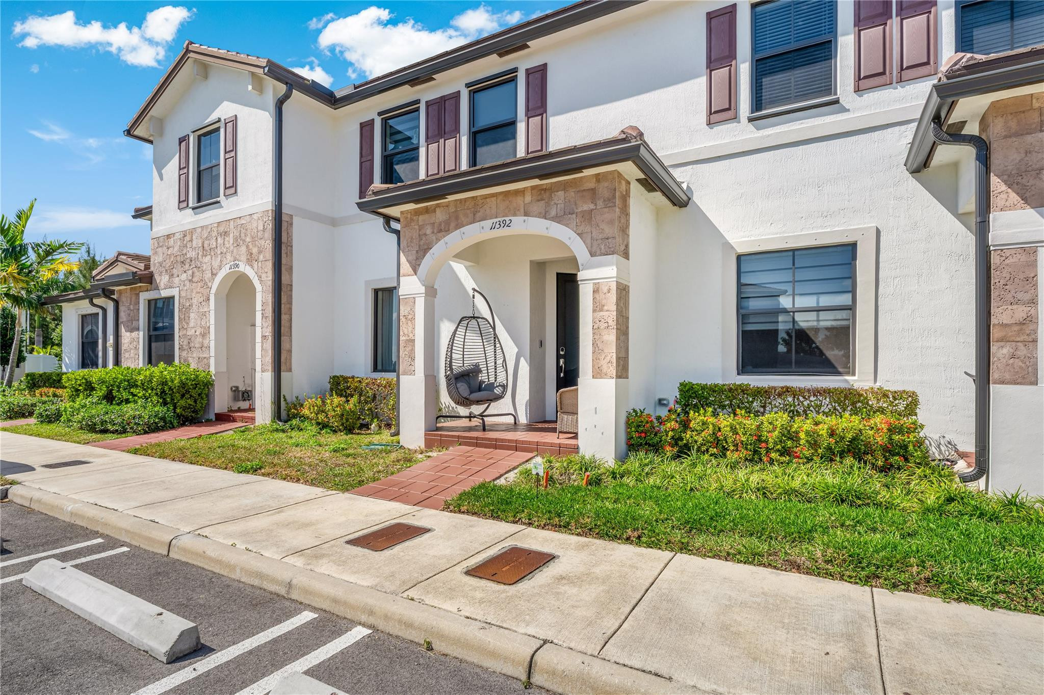 11392 W 34th Hialeah, FL 33018