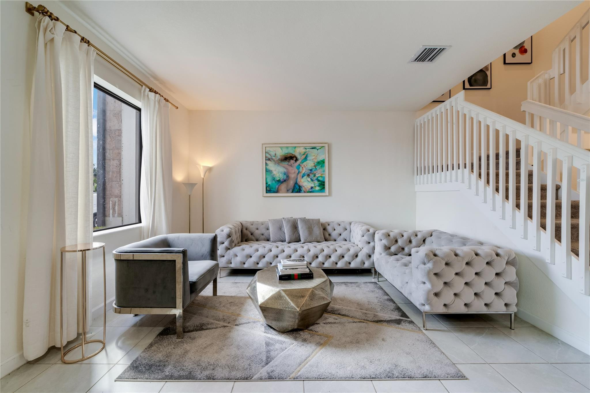 11392 W 34th Hialeah, FL 33018