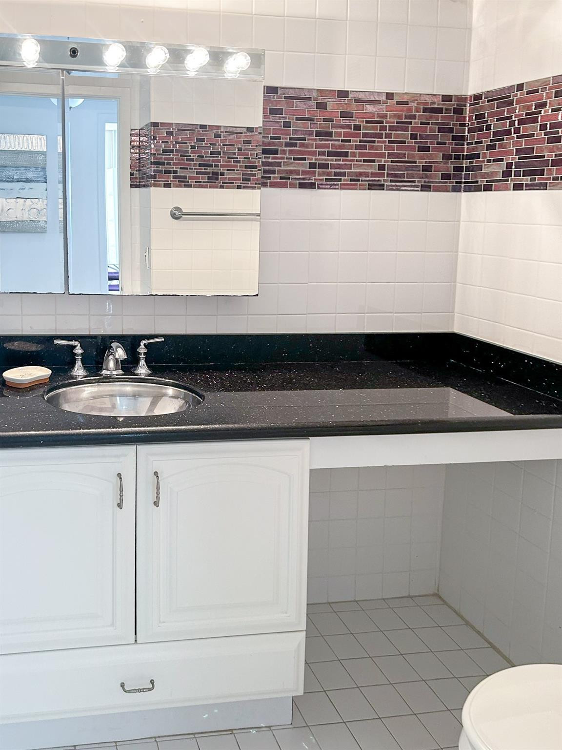 2500 Parkview #615 Hallandale Beach, FL 33009