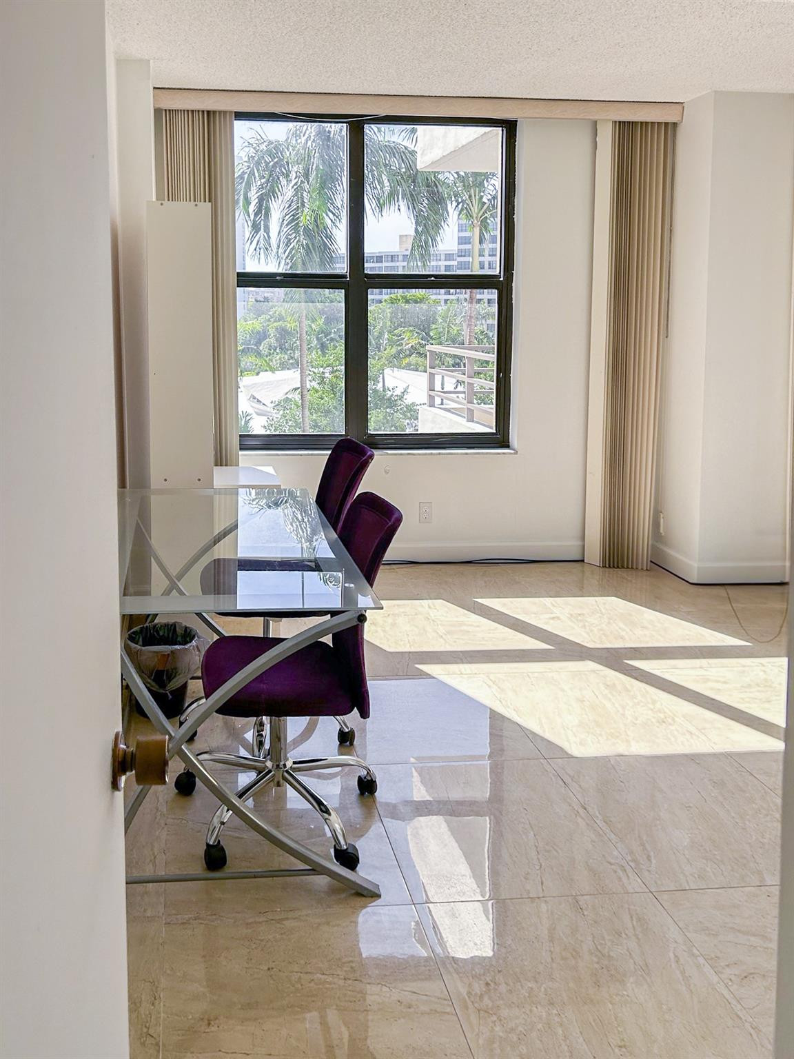 2500 Parkview #615 Hallandale Beach, FL 33009