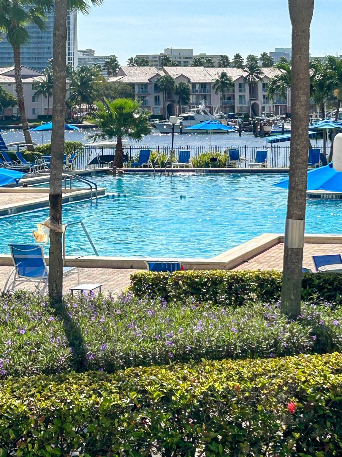 2500 Parkview #615 Hallandale Beach, FL 33009