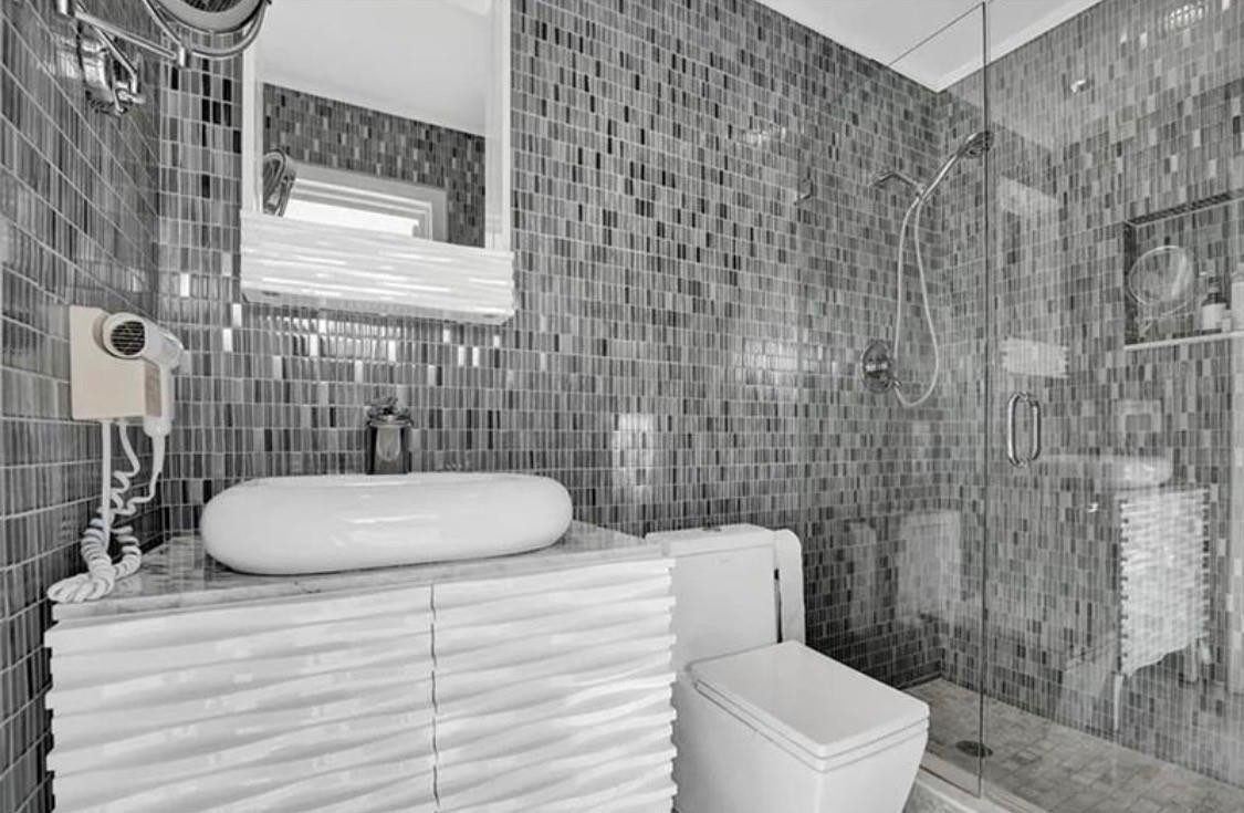 2830 NE 55th Fort Lauderdale, FL 33308