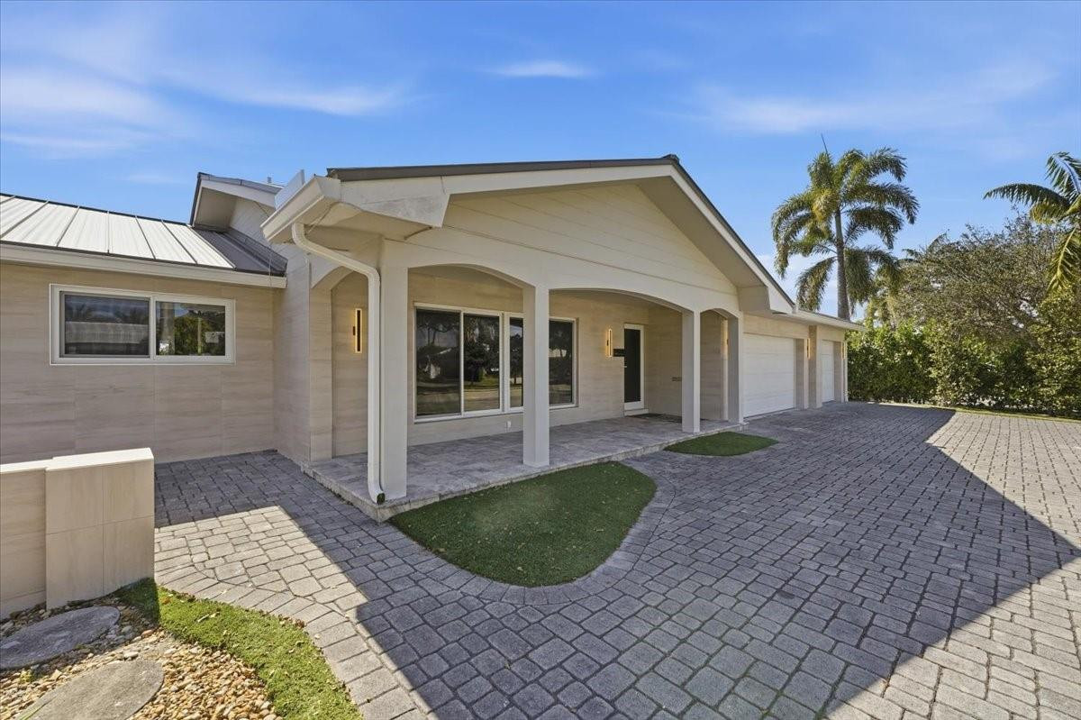 2830 NE 55th Fort Lauderdale, FL 33308