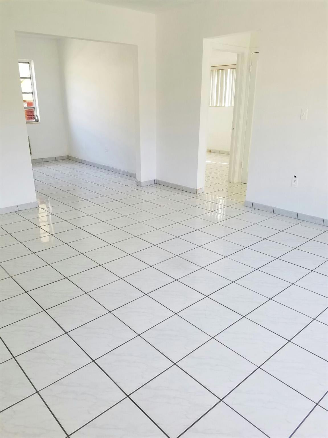 631 SW 11th #1W Miami, FL 33129