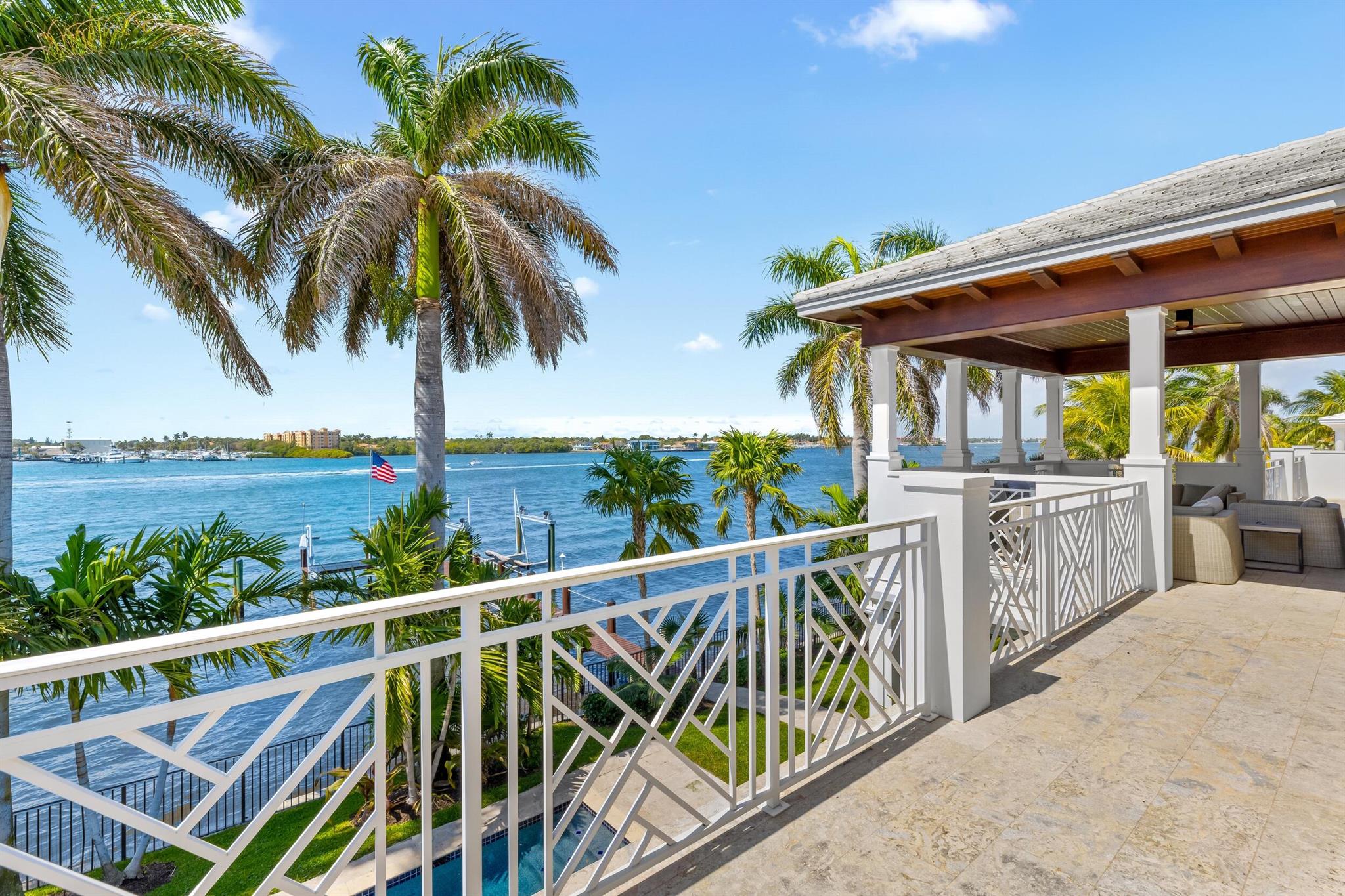 1675 Lands End Rd Manalapan, FL 33462