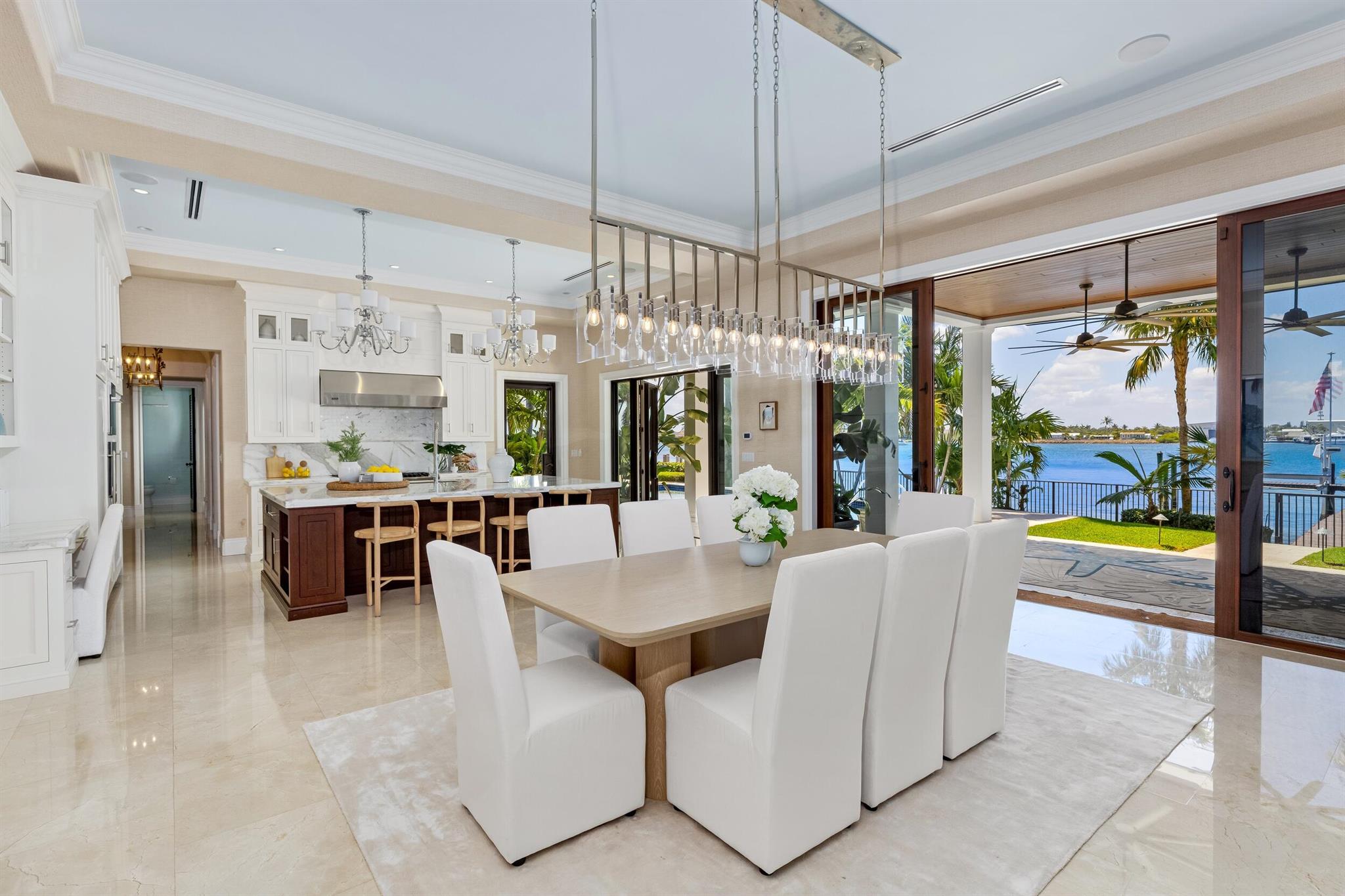 1675 Lands End Rd Manalapan, FL 33462