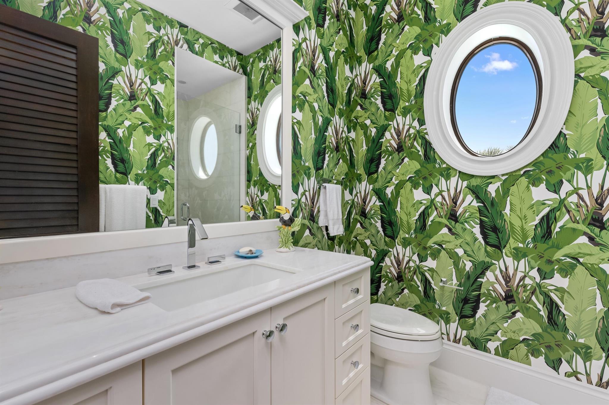 1675 Lands End Rd Manalapan, FL 33462