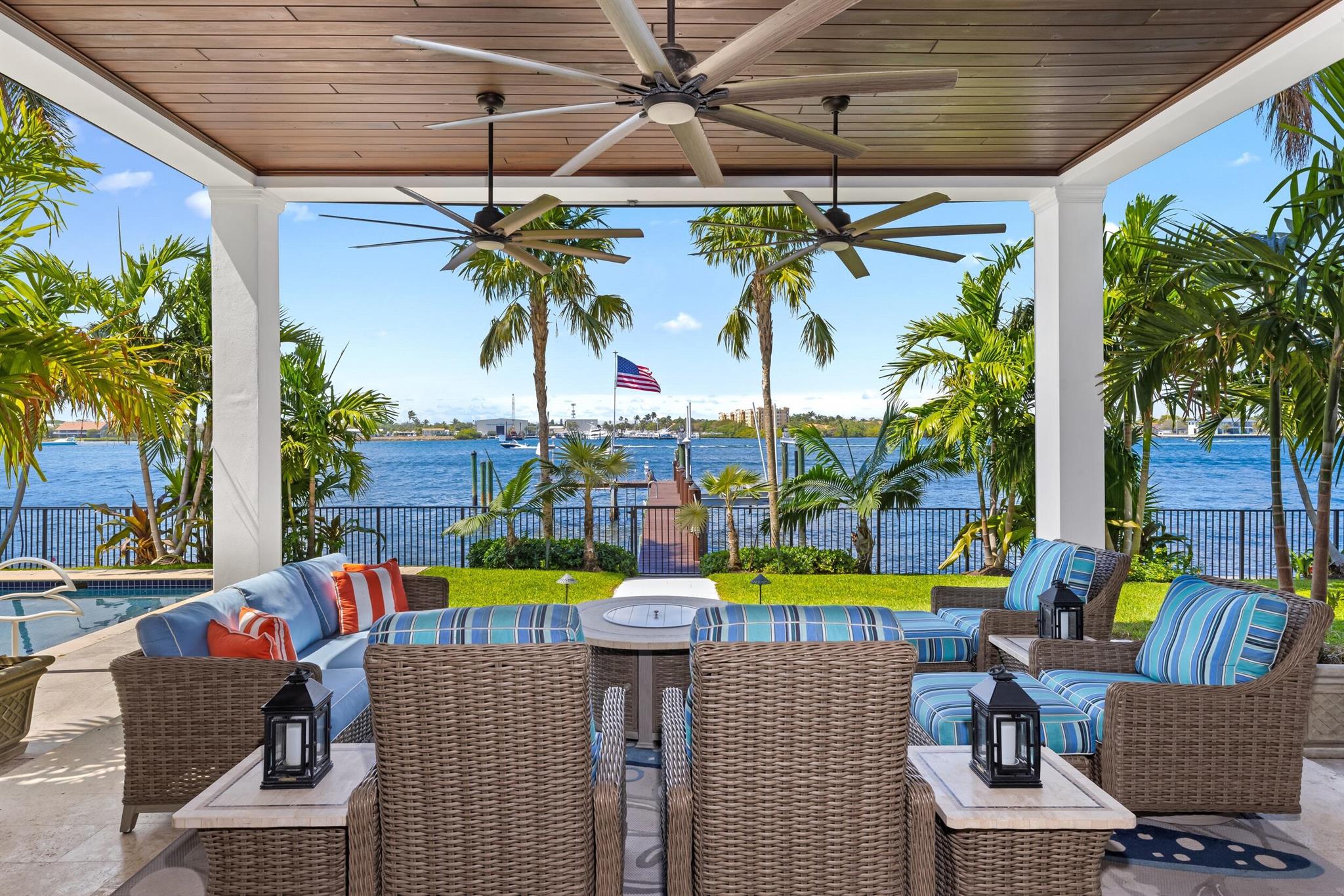 1675 Lands End Rd Manalapan, FL 33462