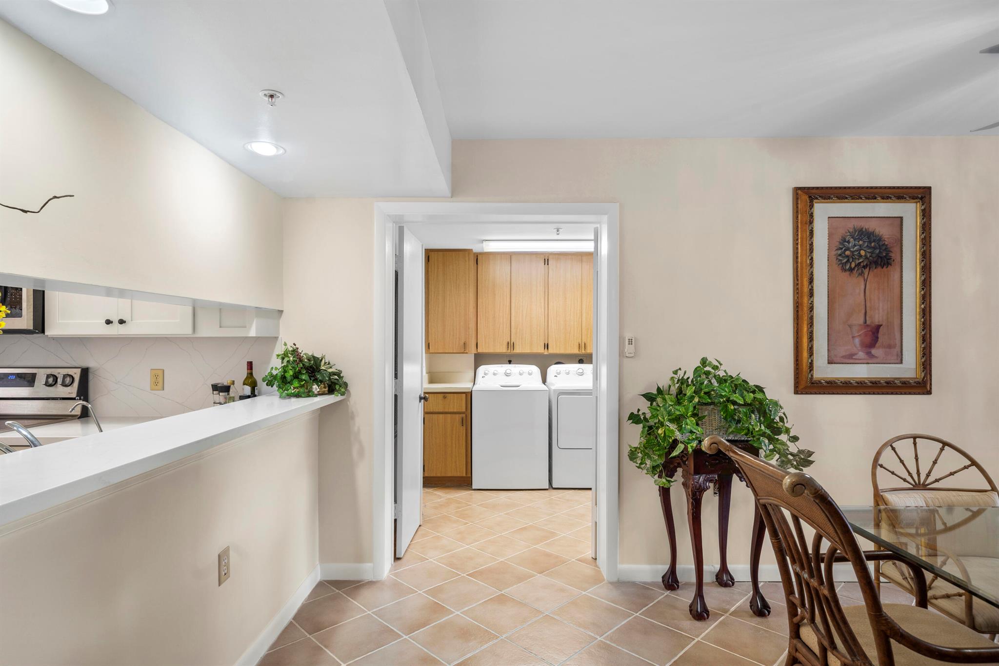 601 Seafarer Cir #104 Jupiter, FL 33477