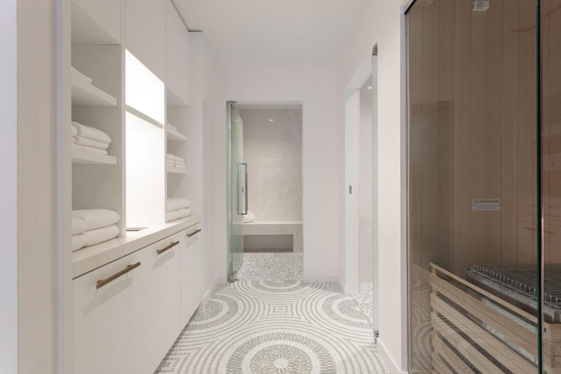 200 SE Mizner #717 Boca Raton, FL 33432