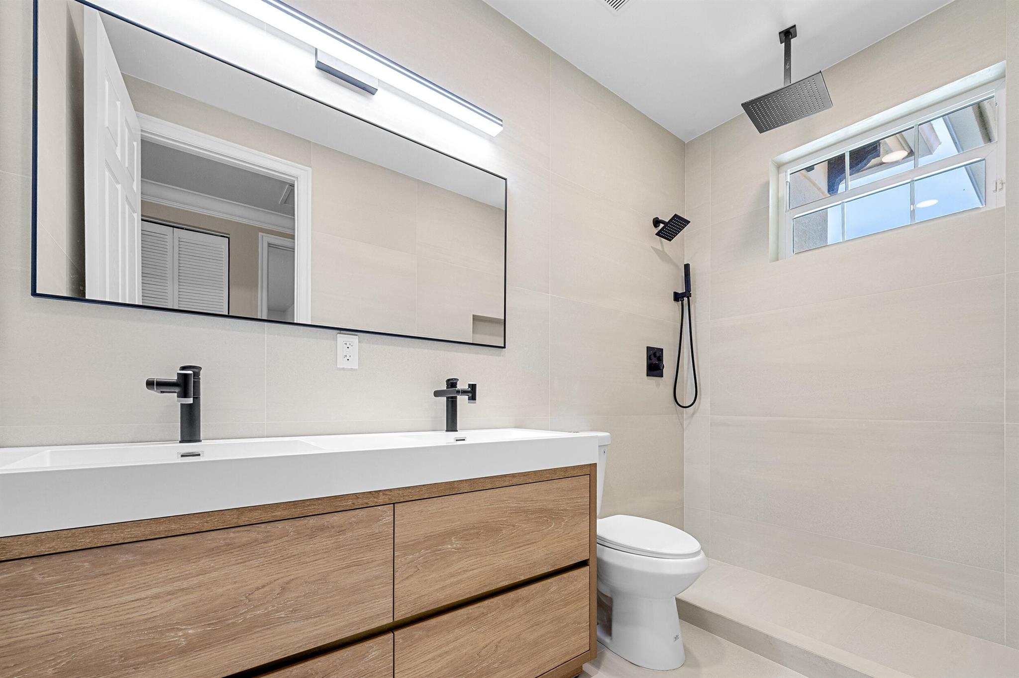 8680 Daystar Rdg Pt Boynton Beach, FL 33473