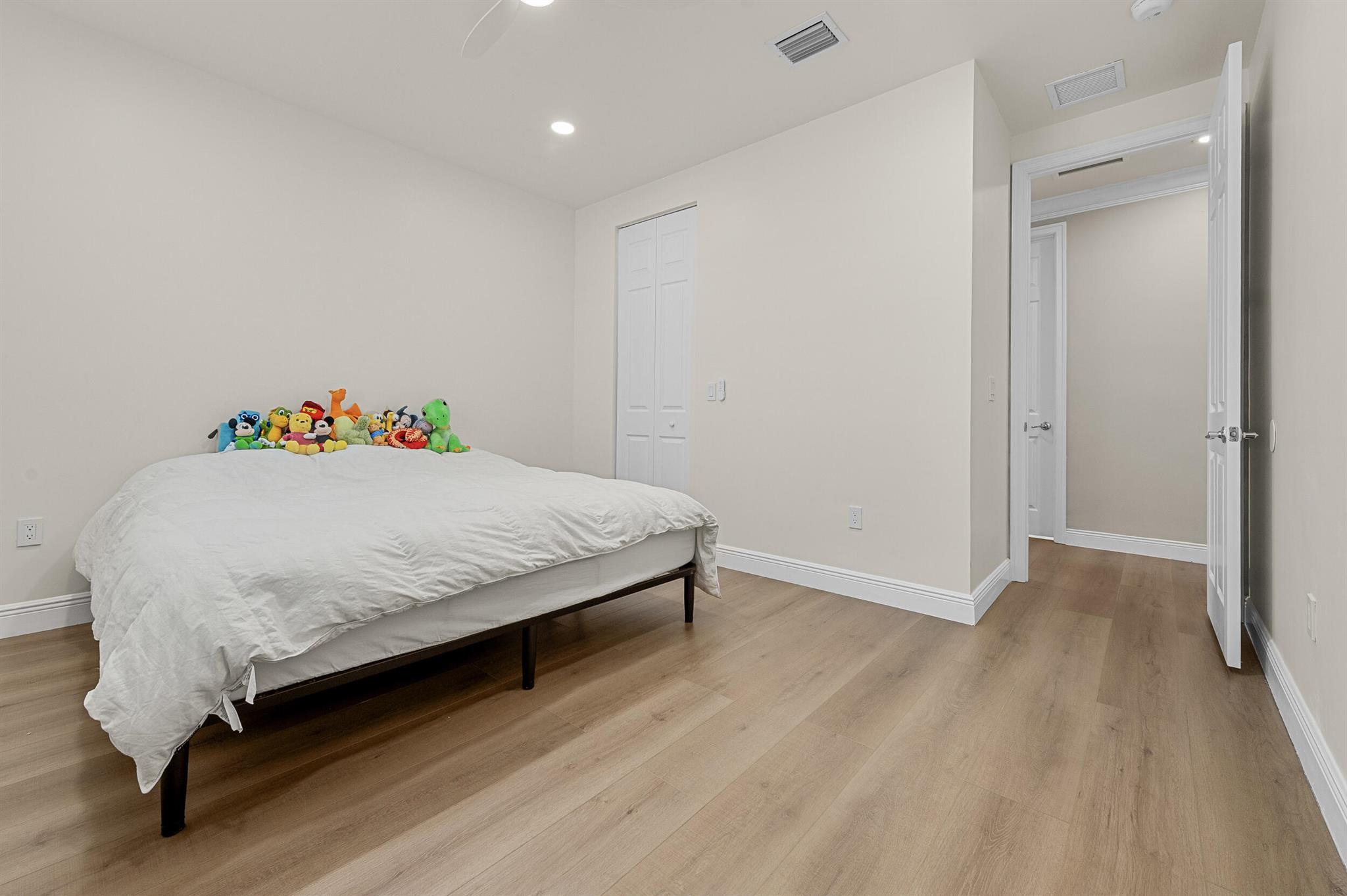 8680 Daystar Rdg Pt Boynton Beach, FL 33473