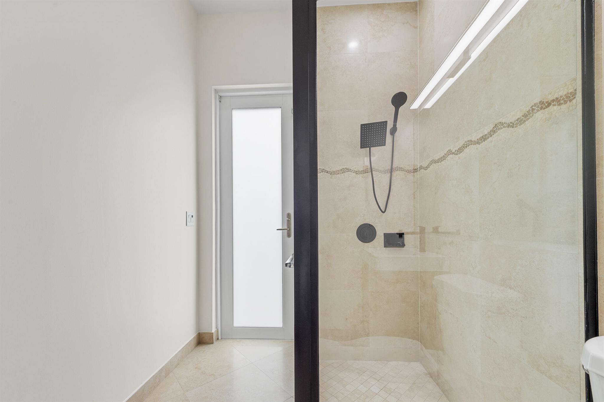 8680 Daystar Rdg Pt Boynton Beach, FL 33473