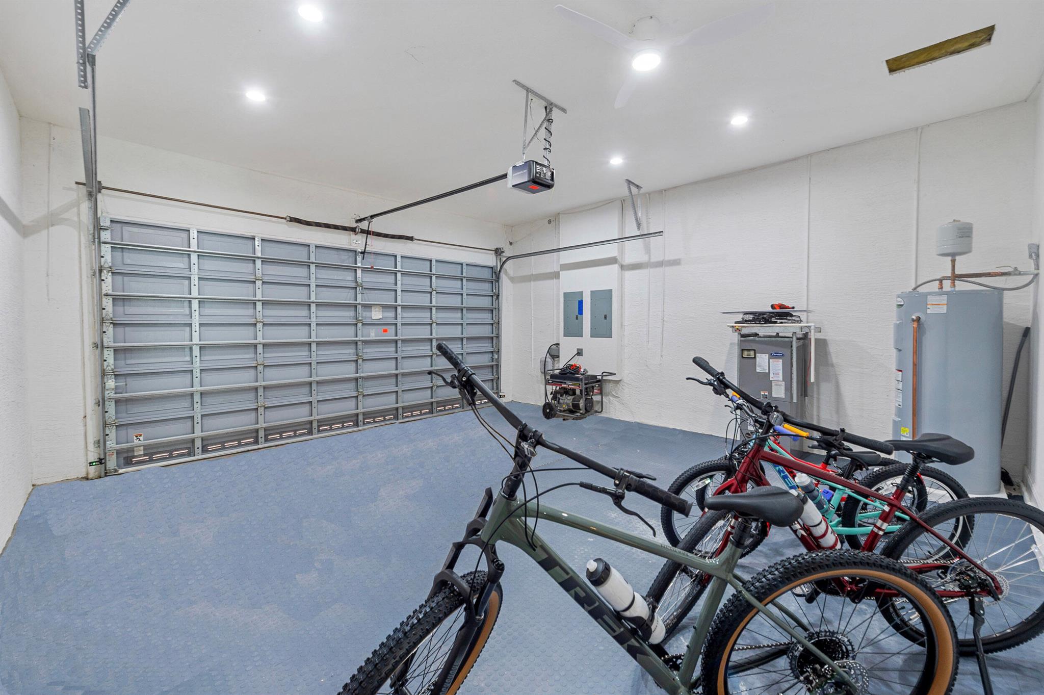 8680 Daystar Rdg Pt Boynton Beach, FL 33473