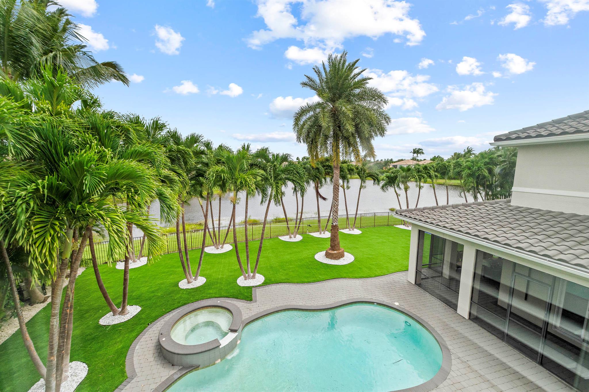 8680 Daystar Rdg Pt Boynton Beach, FL 33473