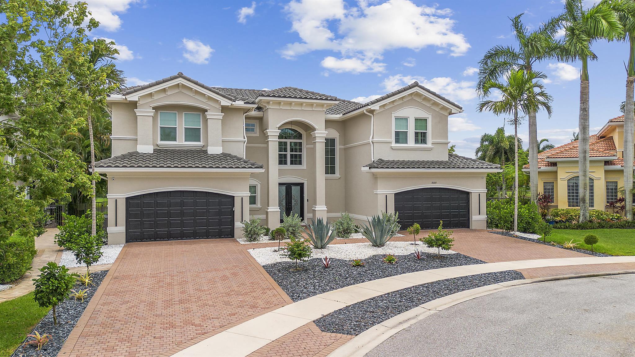 8680 Daystar Rdg Pt Boynton Beach, FL 33473