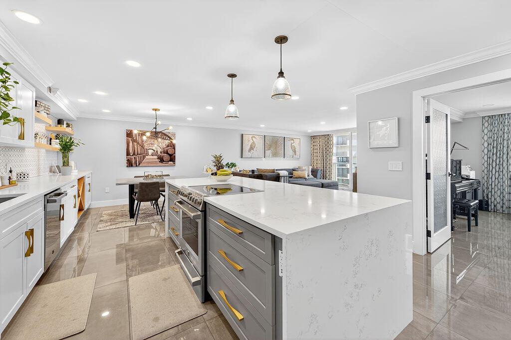 5440 N Ocean Dr #1404