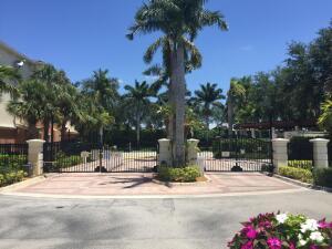 9825 Baywinds Dr #1208