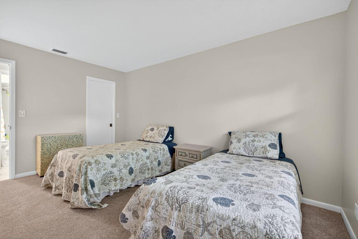 1127 E Seminole Ave #8a Jupiter, FL 33477