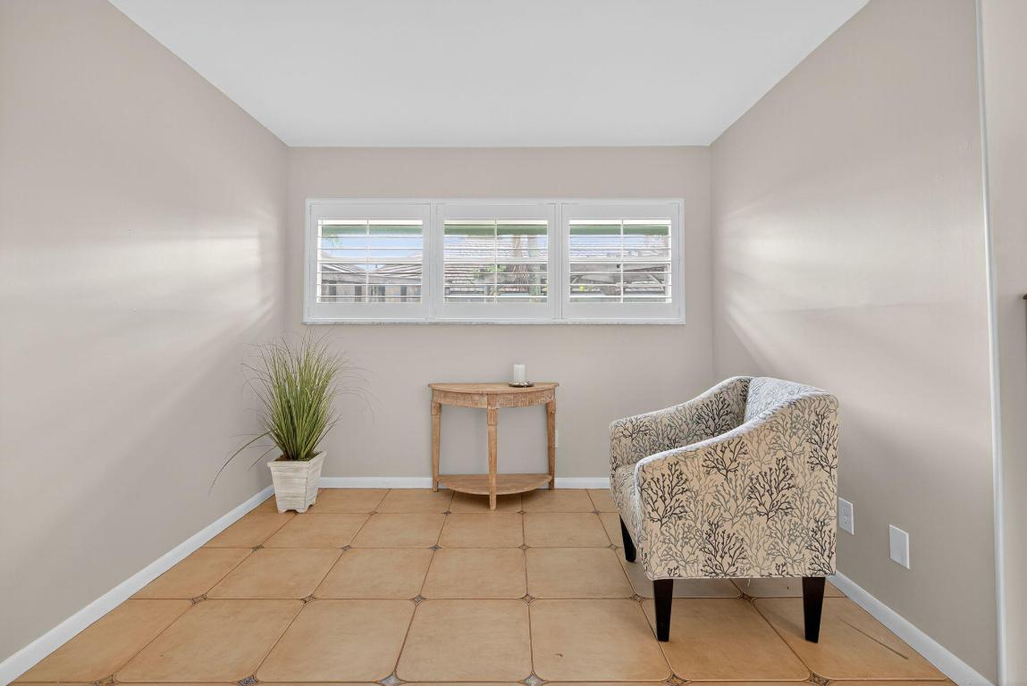 1127 E Seminole Ave #8a Jupiter, FL 33477