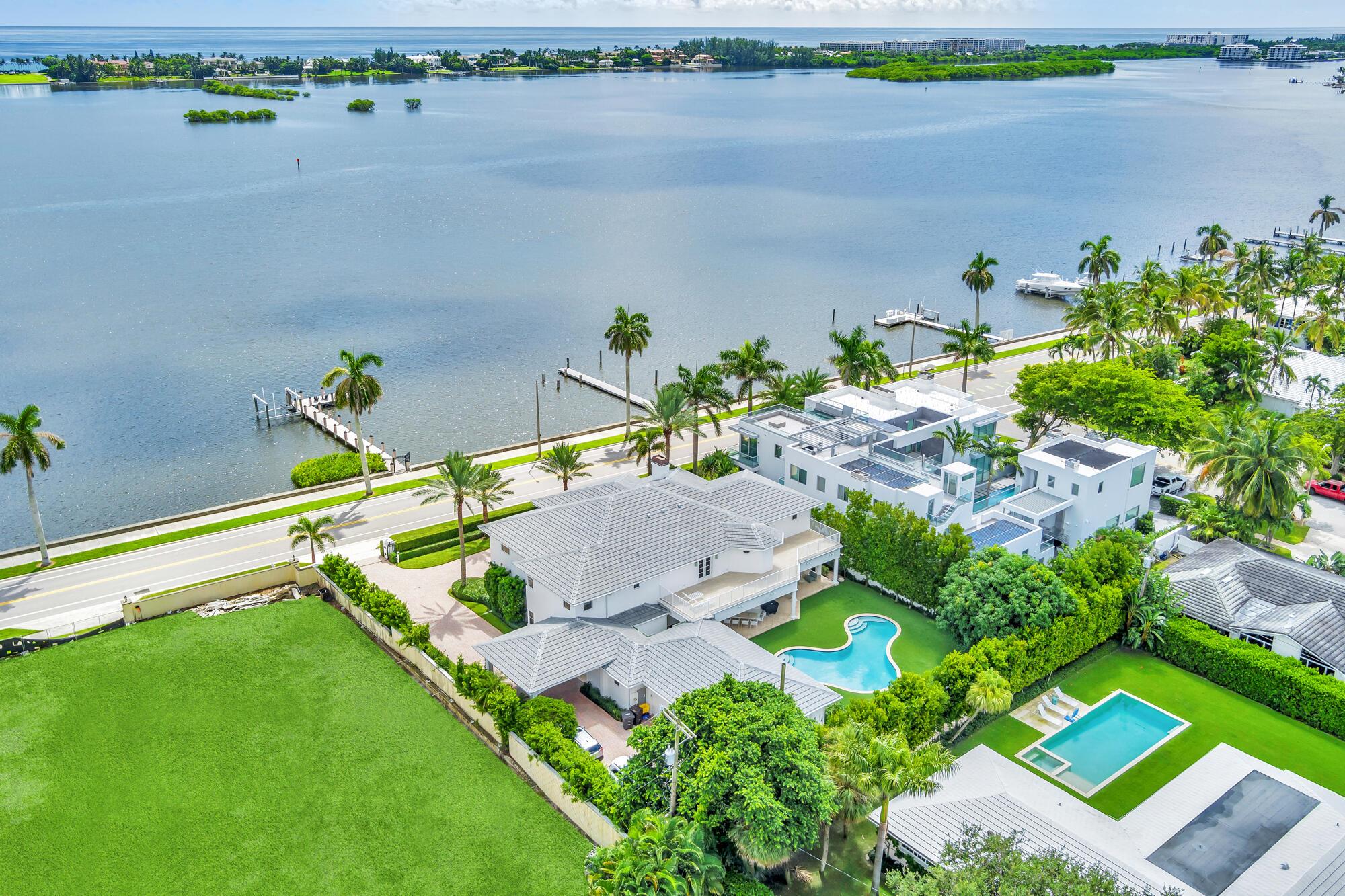 6709 S Flagler Dr West Palm Beach, FL 33405 6709 S Flagler Dr West Palm Beach, FL 33405