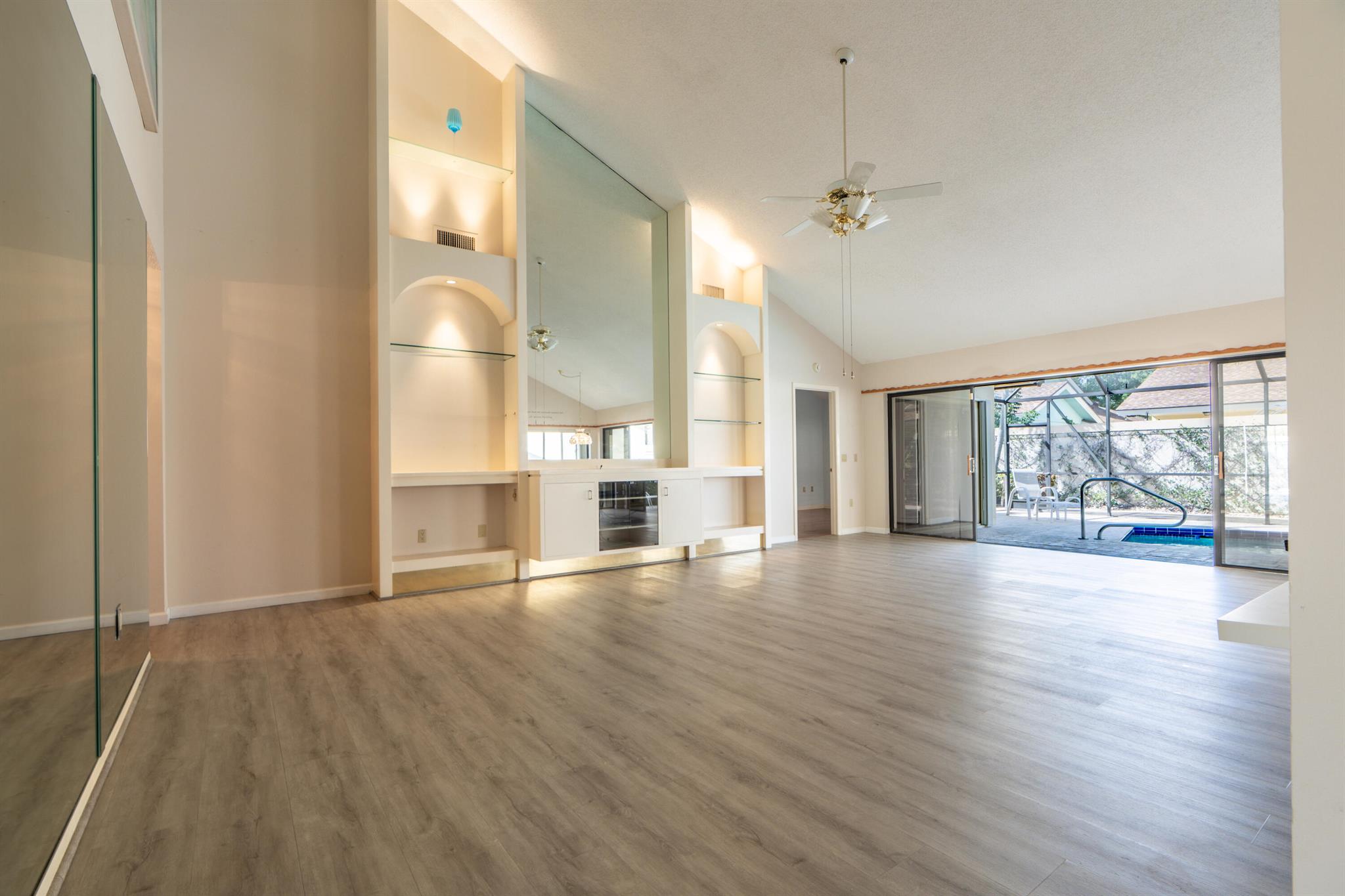 422 River Edge Rd Jupiter, FL 33477