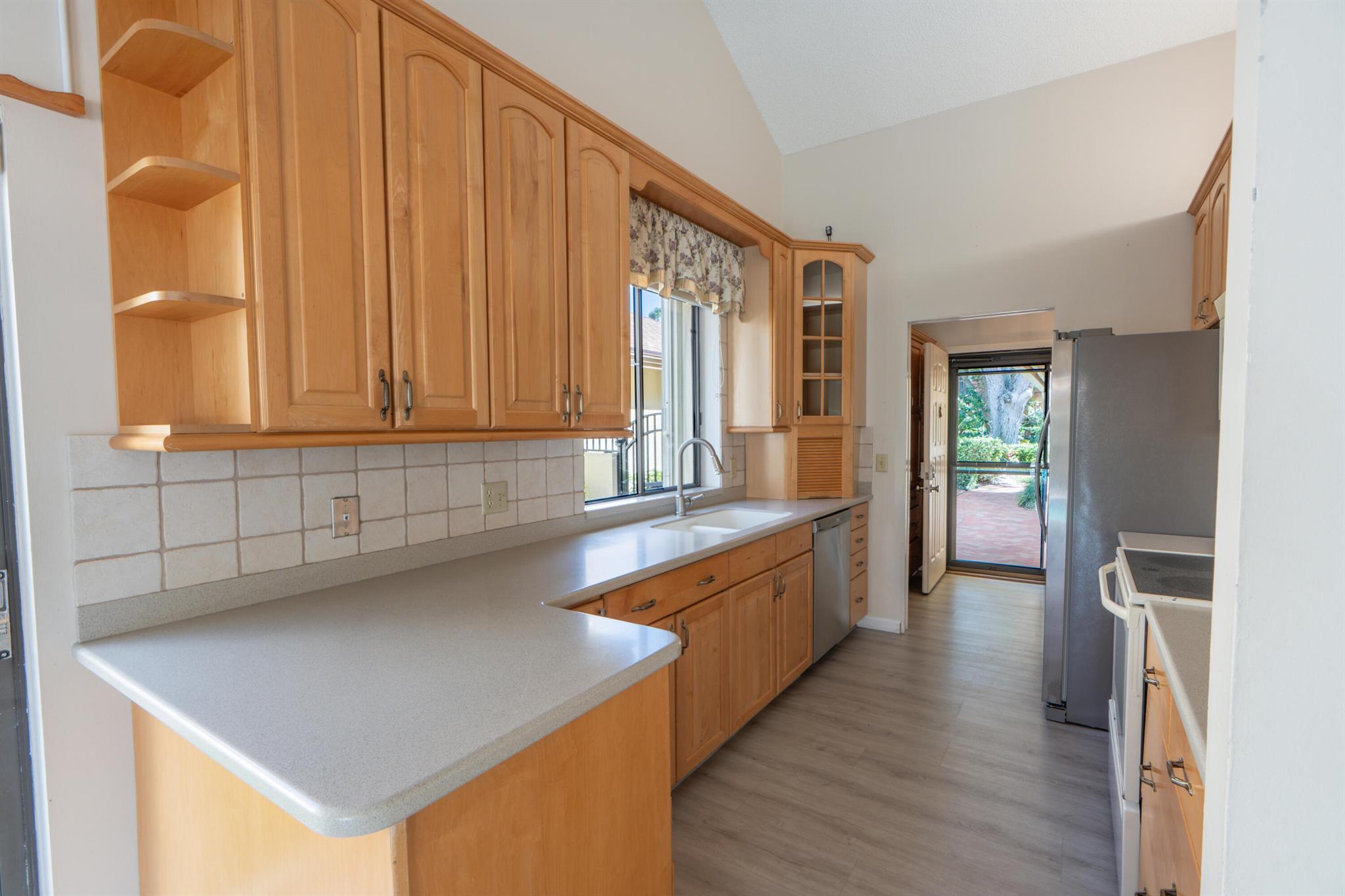 422 River Edge Rd Jupiter, FL 33477