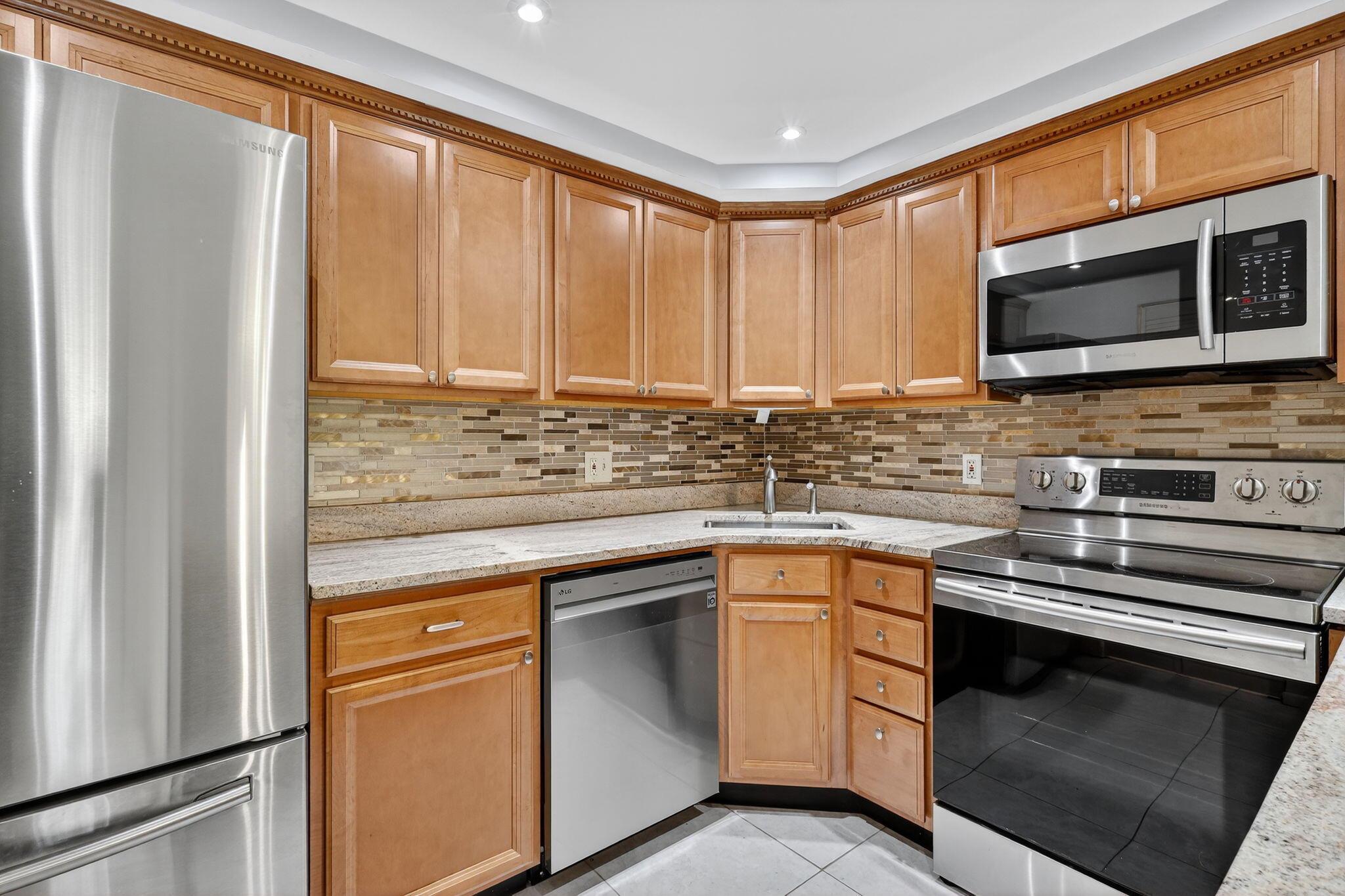 206 Pine Hov Cir #C-1