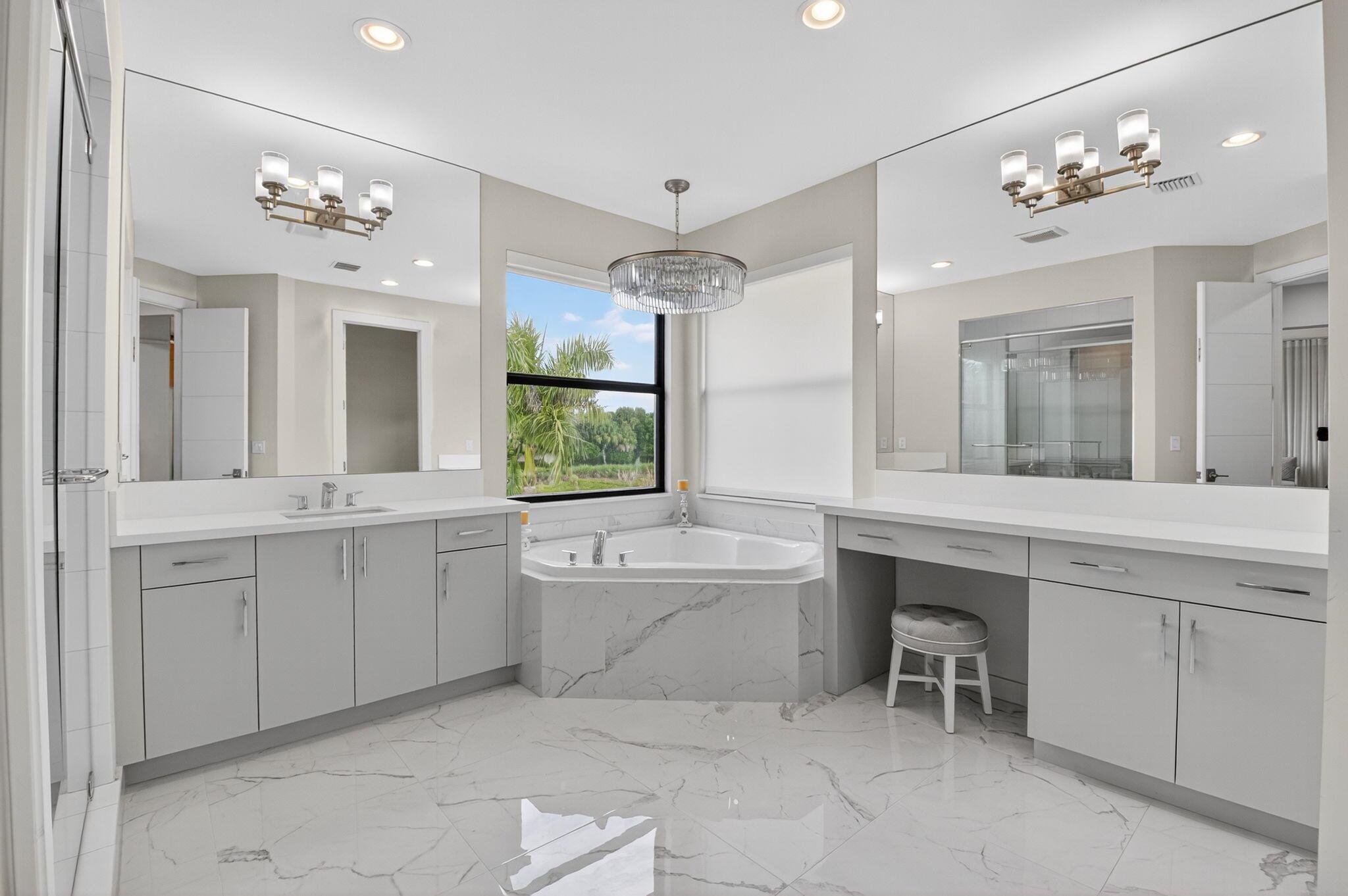 9083 Benedetta Pl Boca Raton, FL 33496