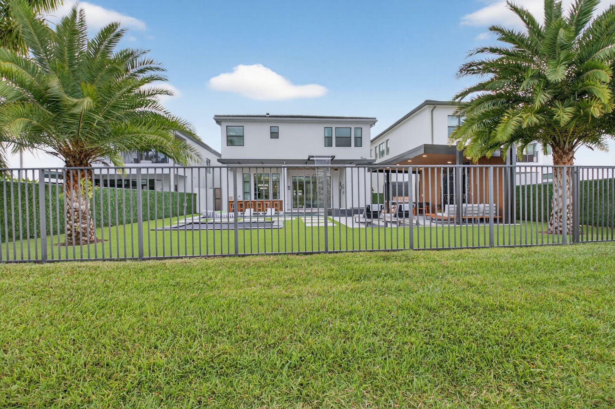 9083 Benedetta Pl Boca Raton, FL 33496