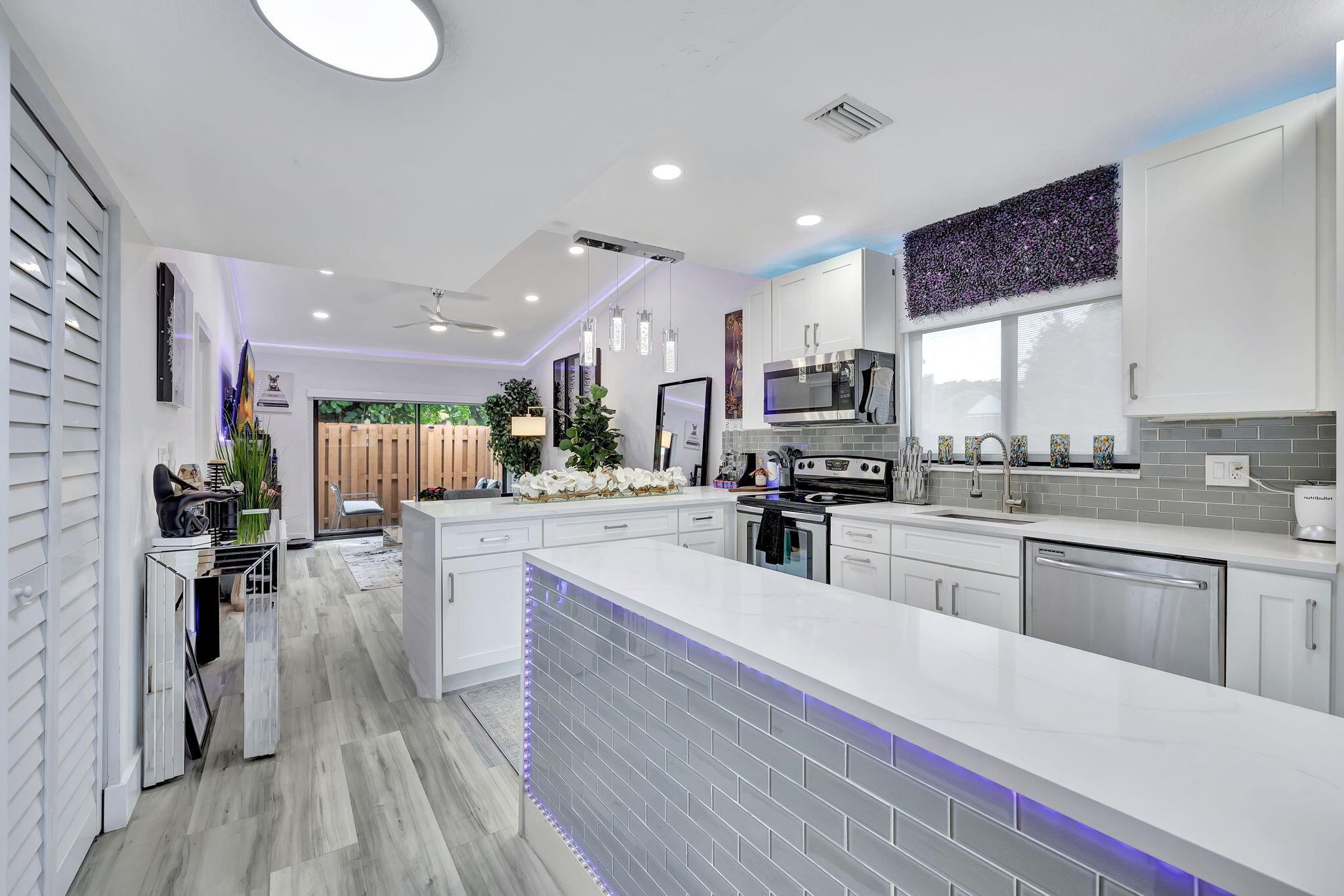 2320 NW 37th Ave #D-29