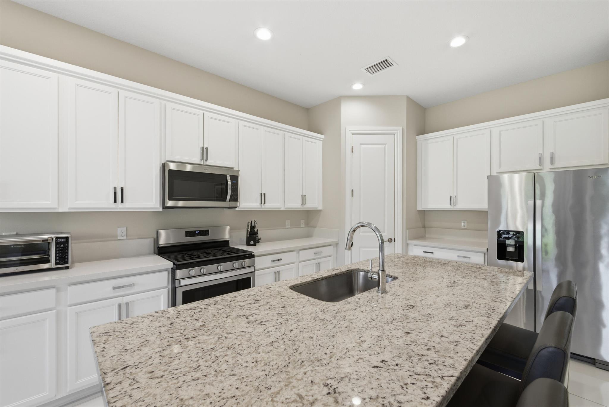 8275 Grand Prix Ln Boynton Beach, FL 33472