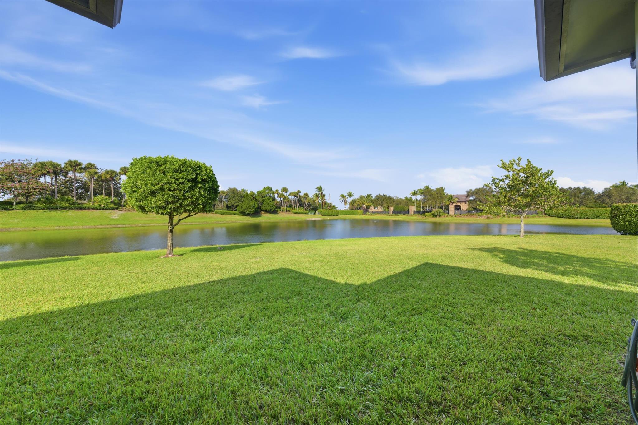 8275 Grand Prix Ln Boynton Beach, FL 33472