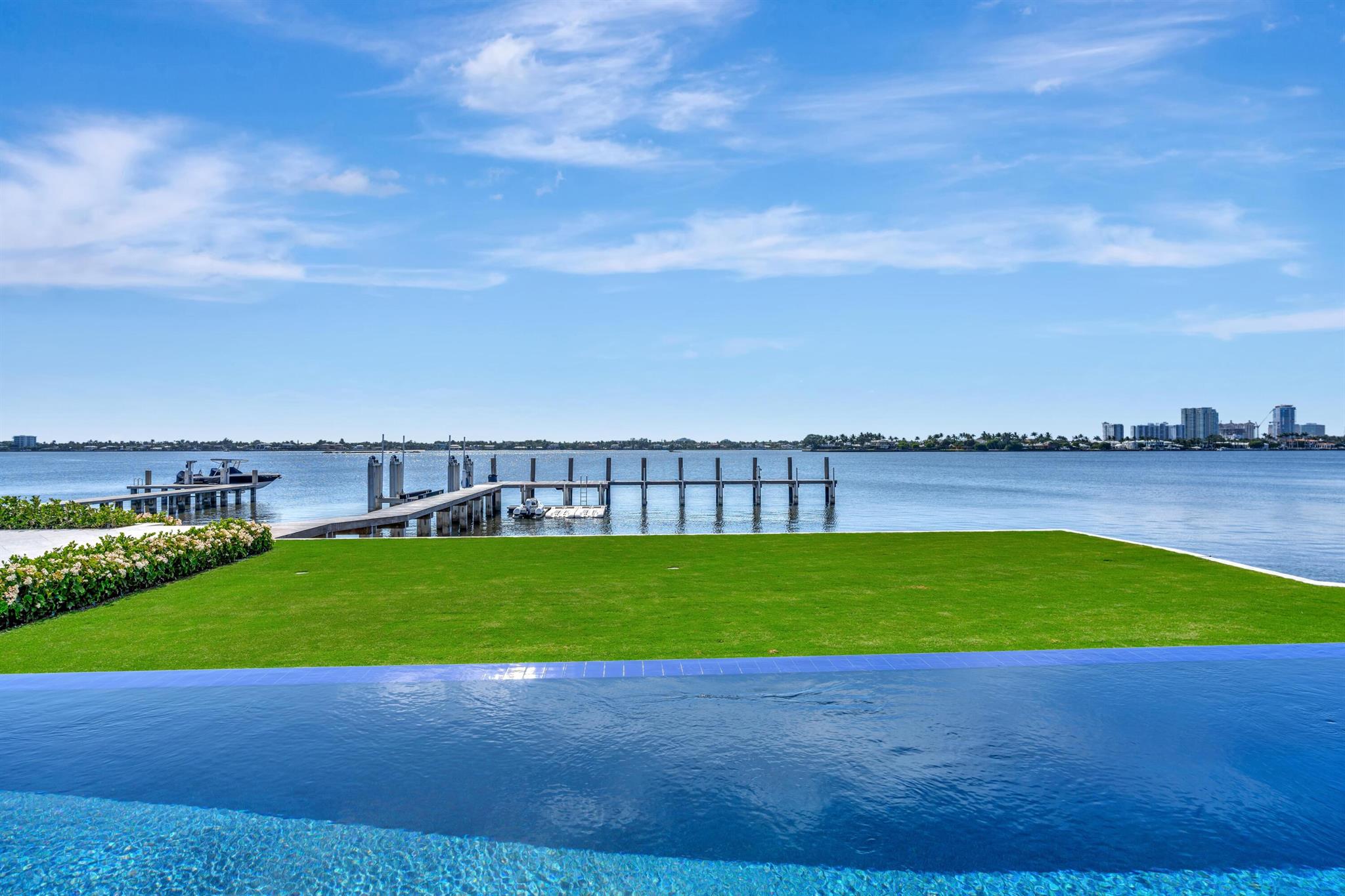 800 S County Rd Palm Beach, FL 33480