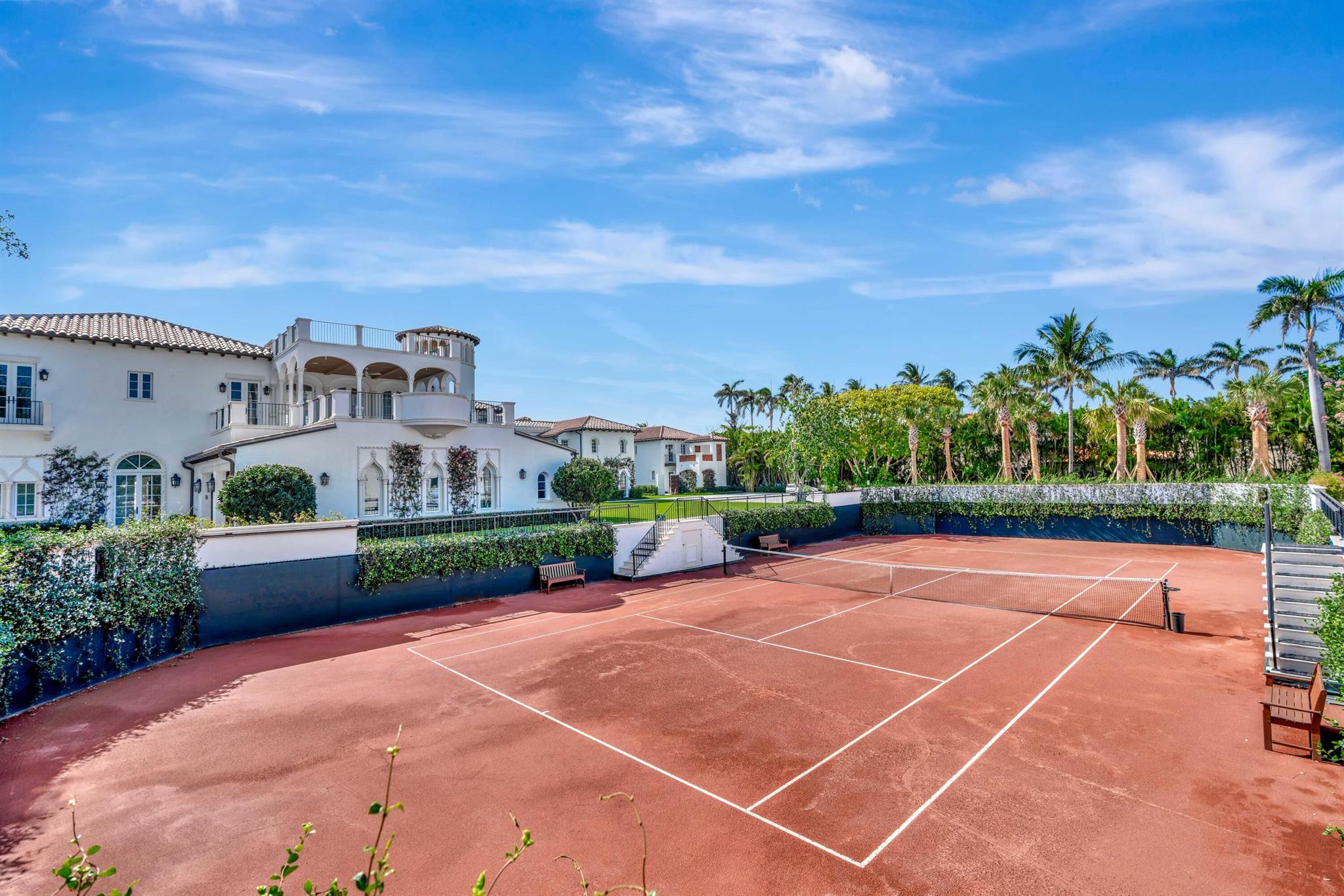 800 S County Rd Palm Beach, FL 33480