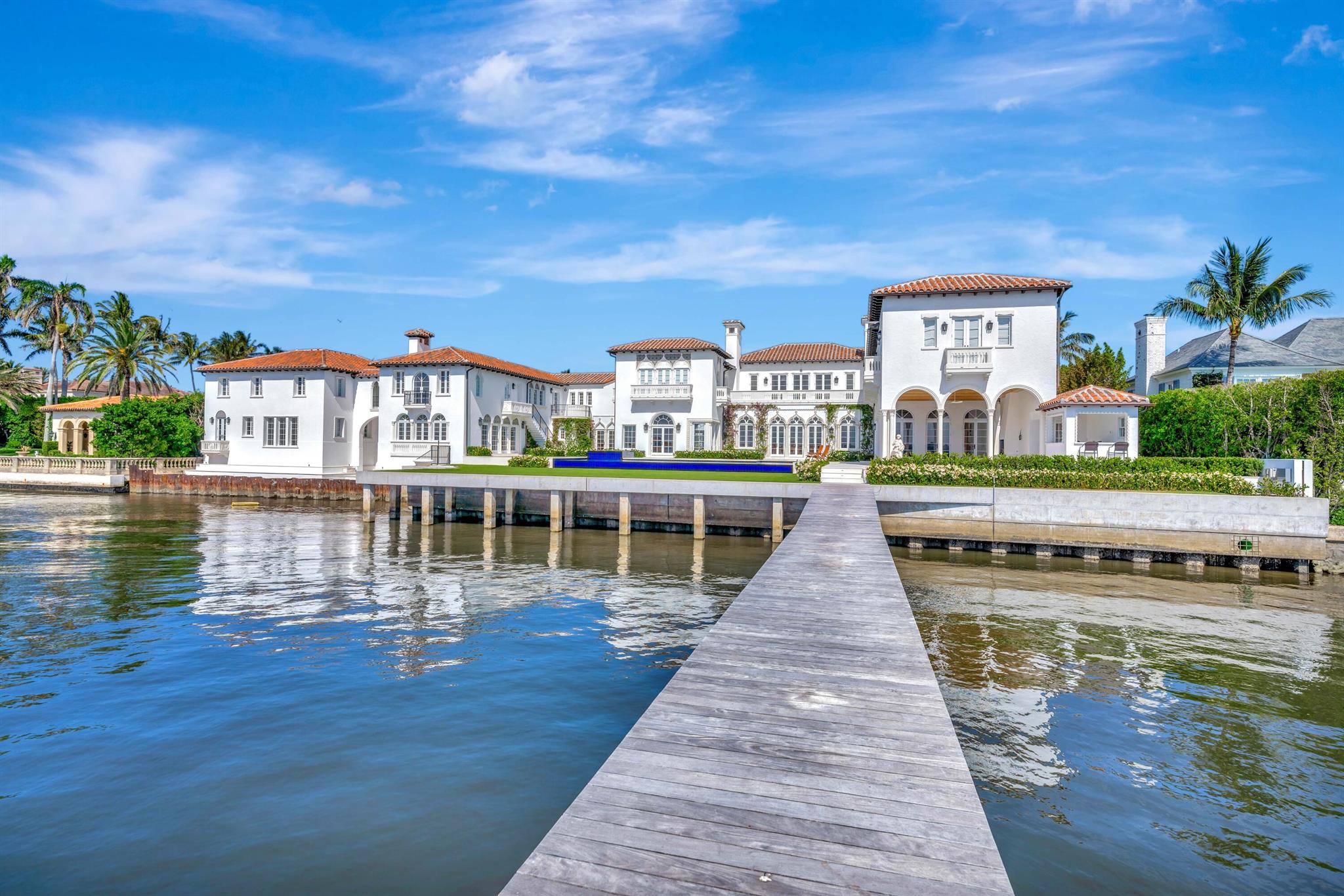 800 S County Rd Palm Beach, FL 33480