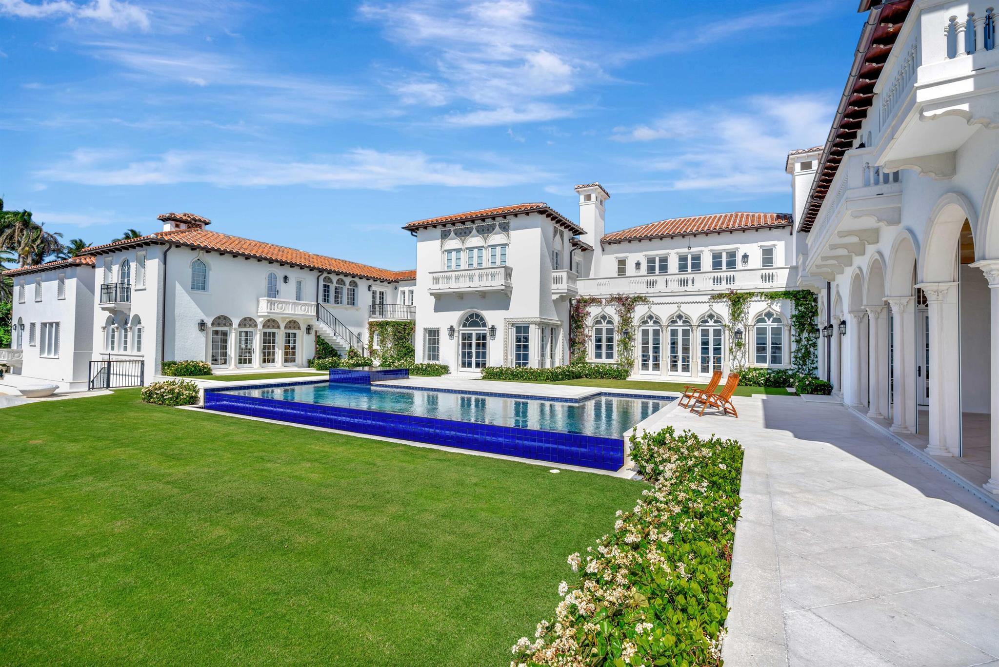 800 S County Rd Palm Beach, FL 33480