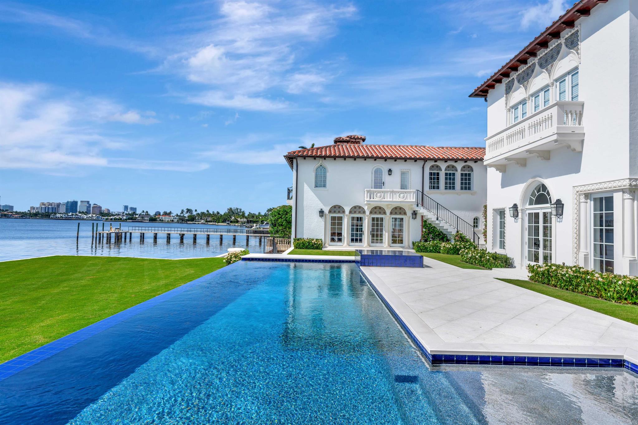 800 S County Rd Palm Beach, FL 33480