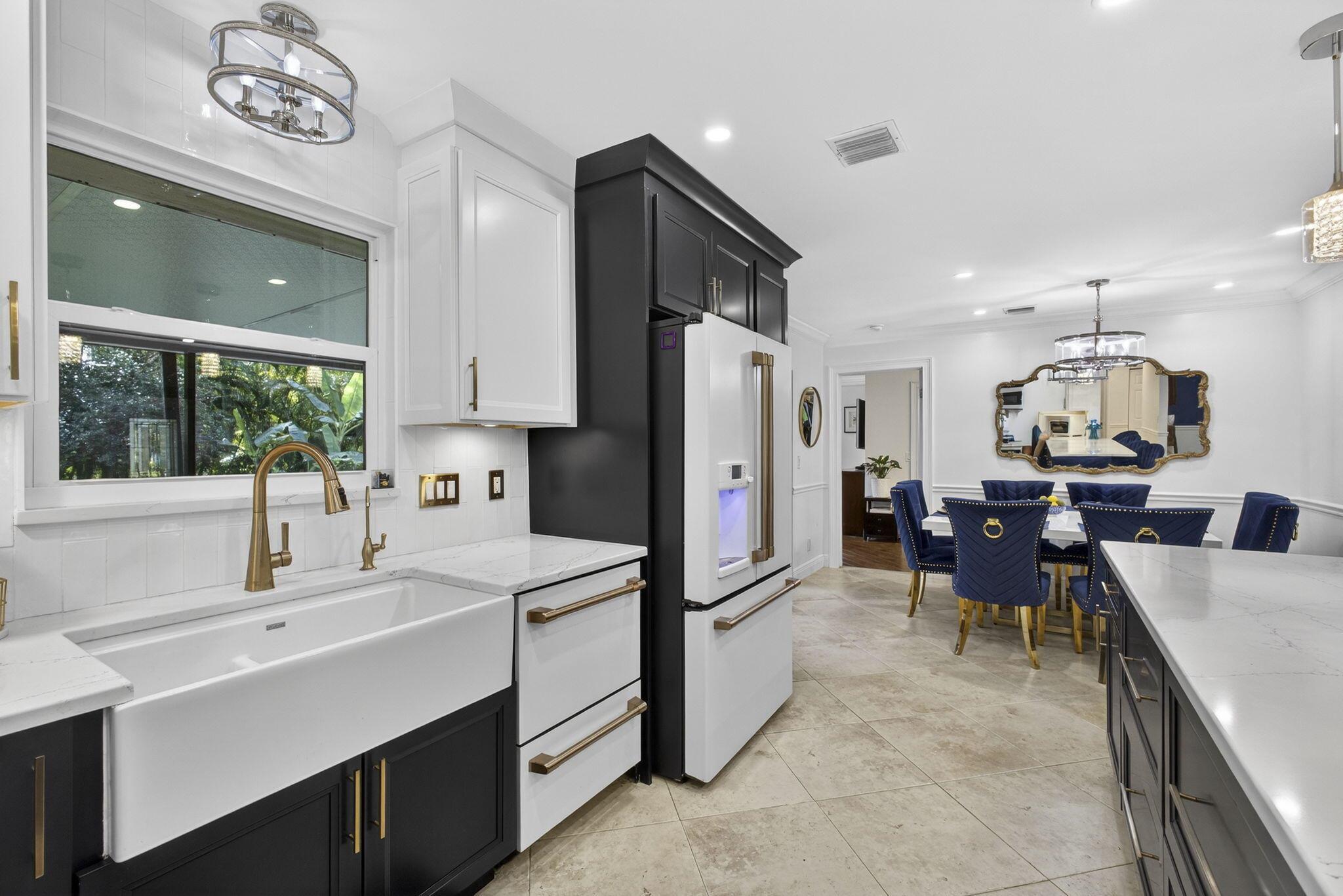 17152 W Sycamore Dr Loxahatchee, FL 33470