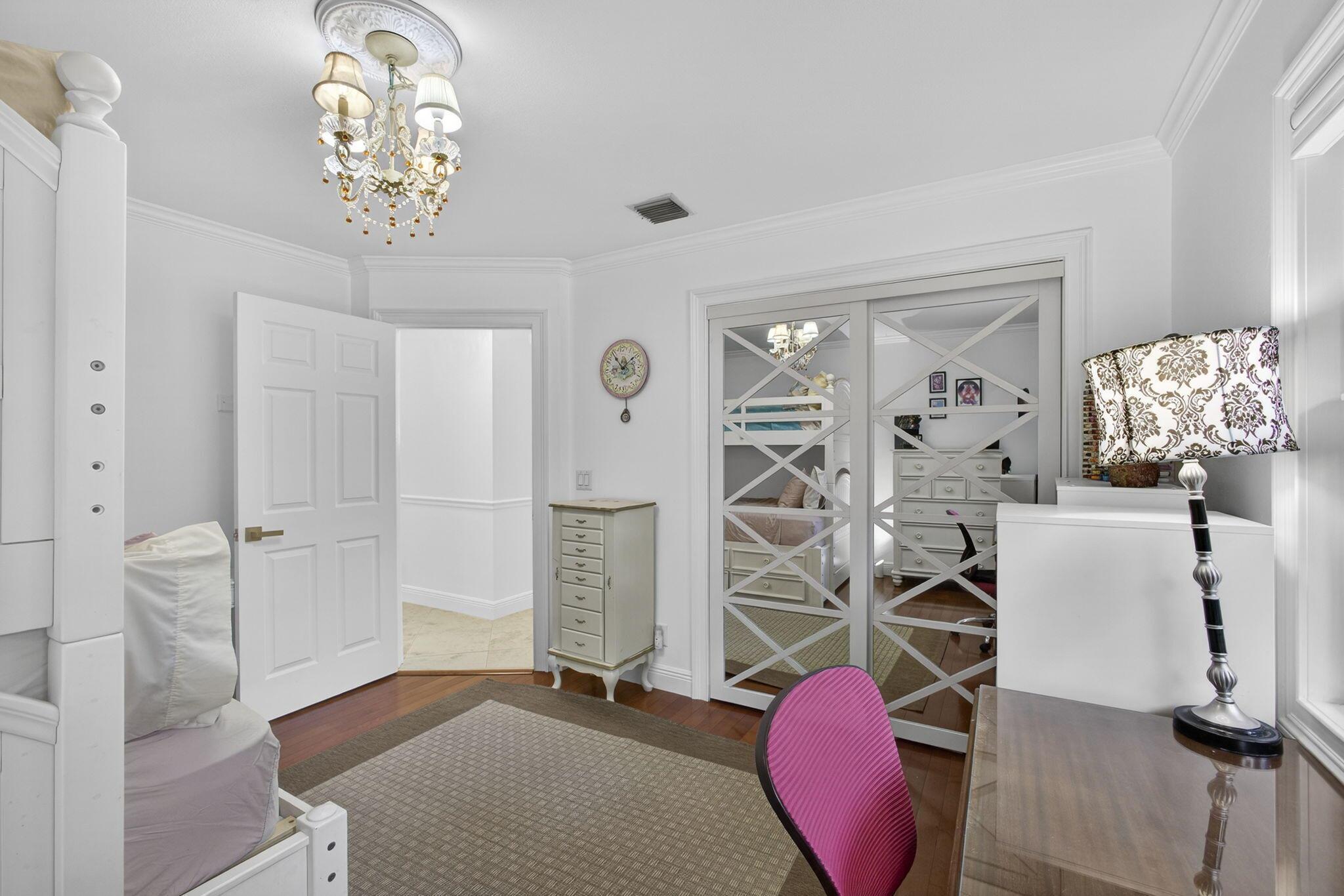 17152 W Sycamore Dr Loxahatchee, FL 33470