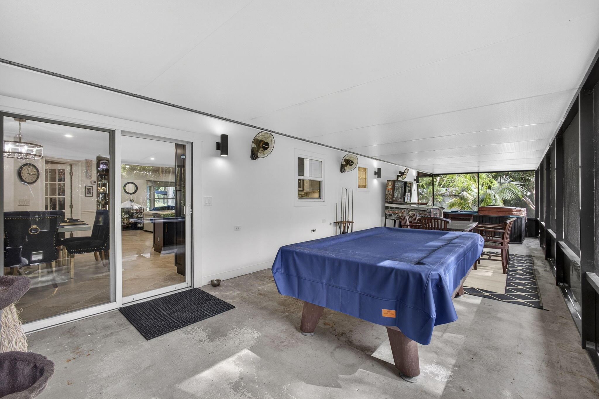 17152 W Sycamore Dr Loxahatchee, FL 33470