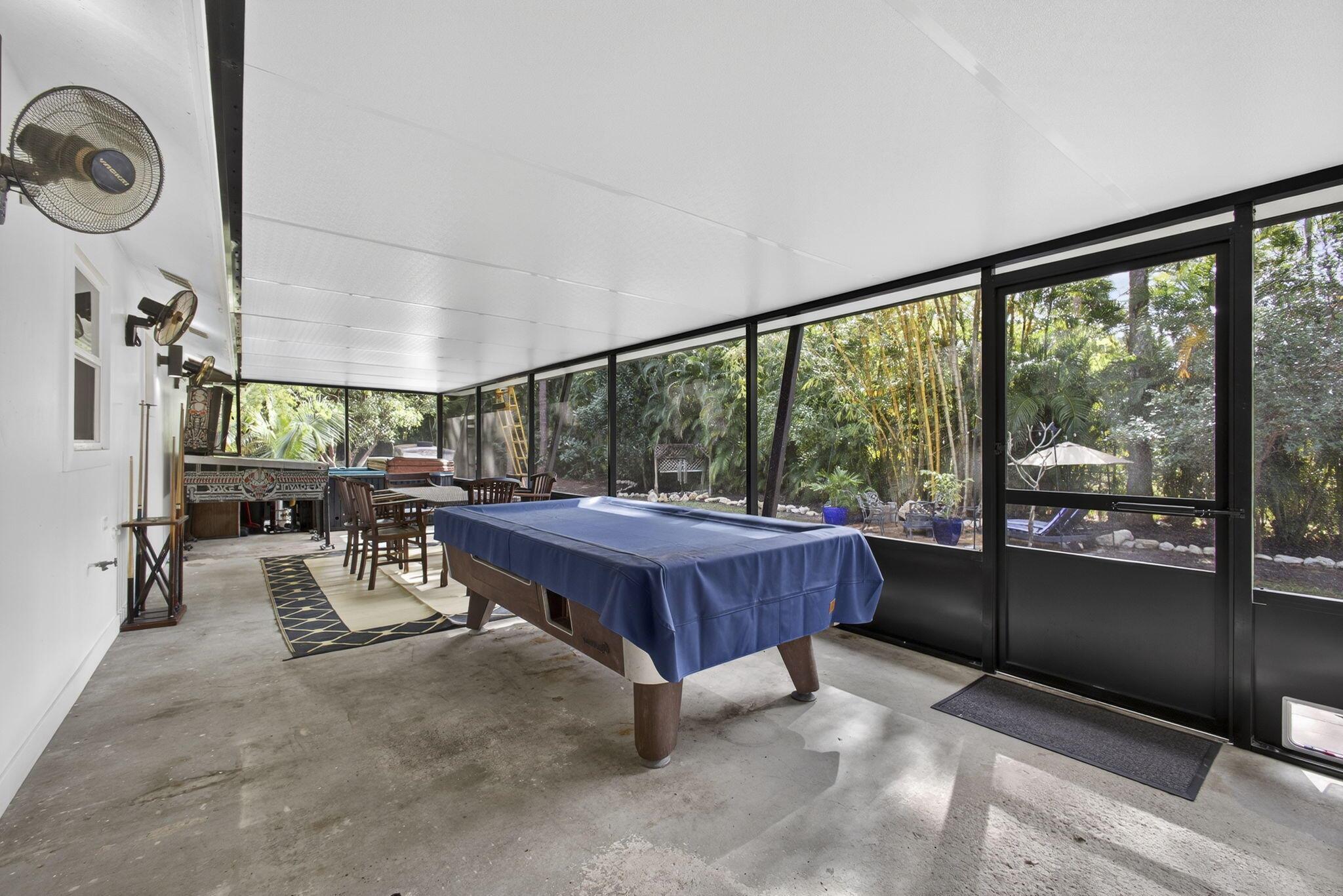 17152 W Sycamore Dr Loxahatchee, FL 33470