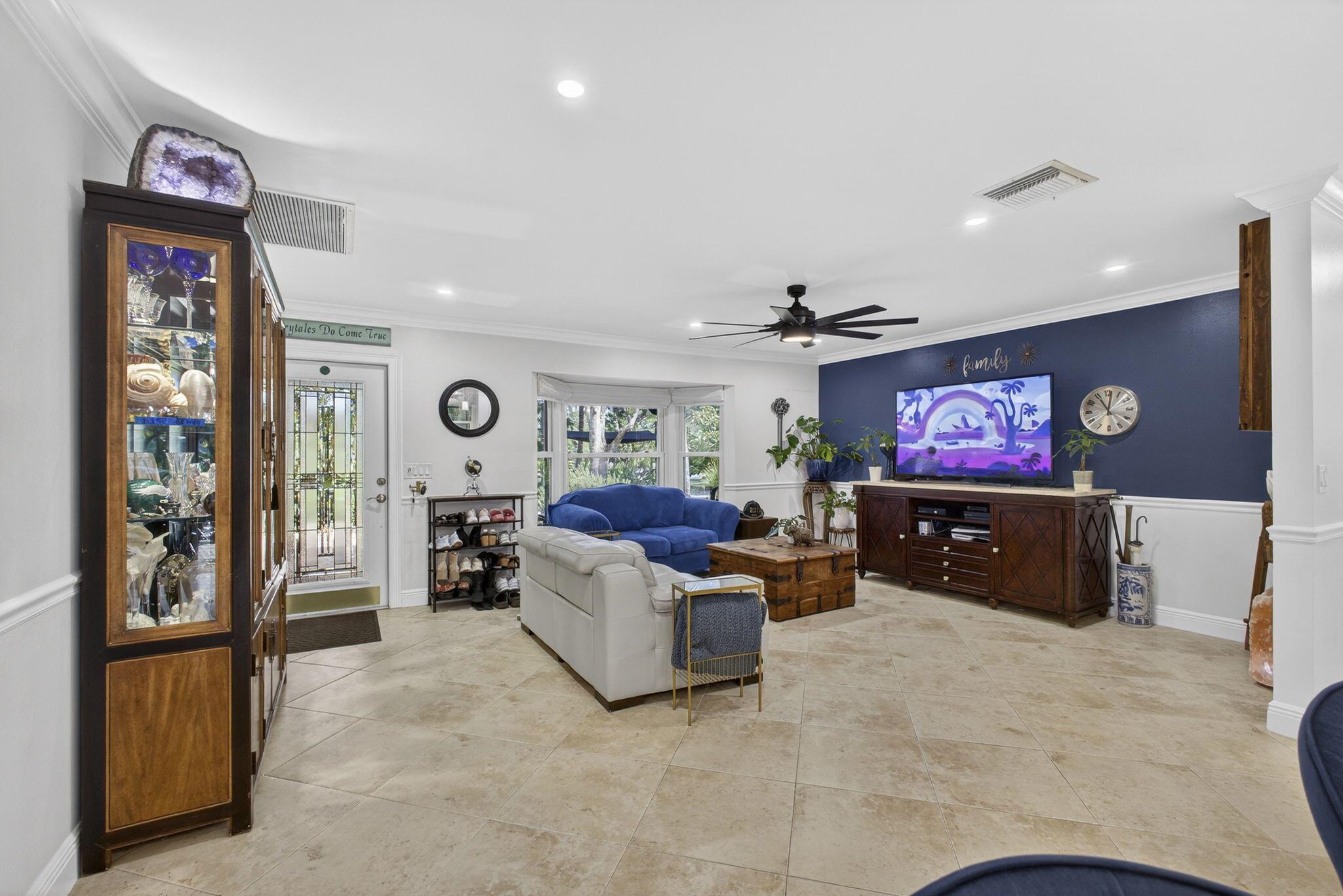 17152 W Sycamore Dr Loxahatchee, FL 33470