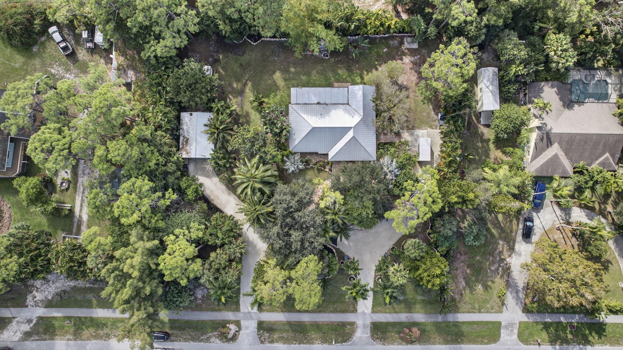 17152 W Sycamore Dr Loxahatchee, FL 33470