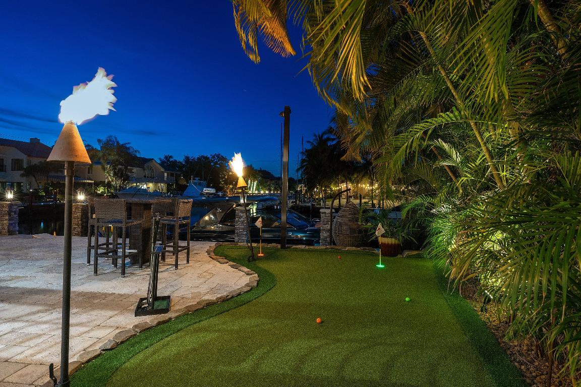 2325 NE 27th Lighthouse Point, FL 33064