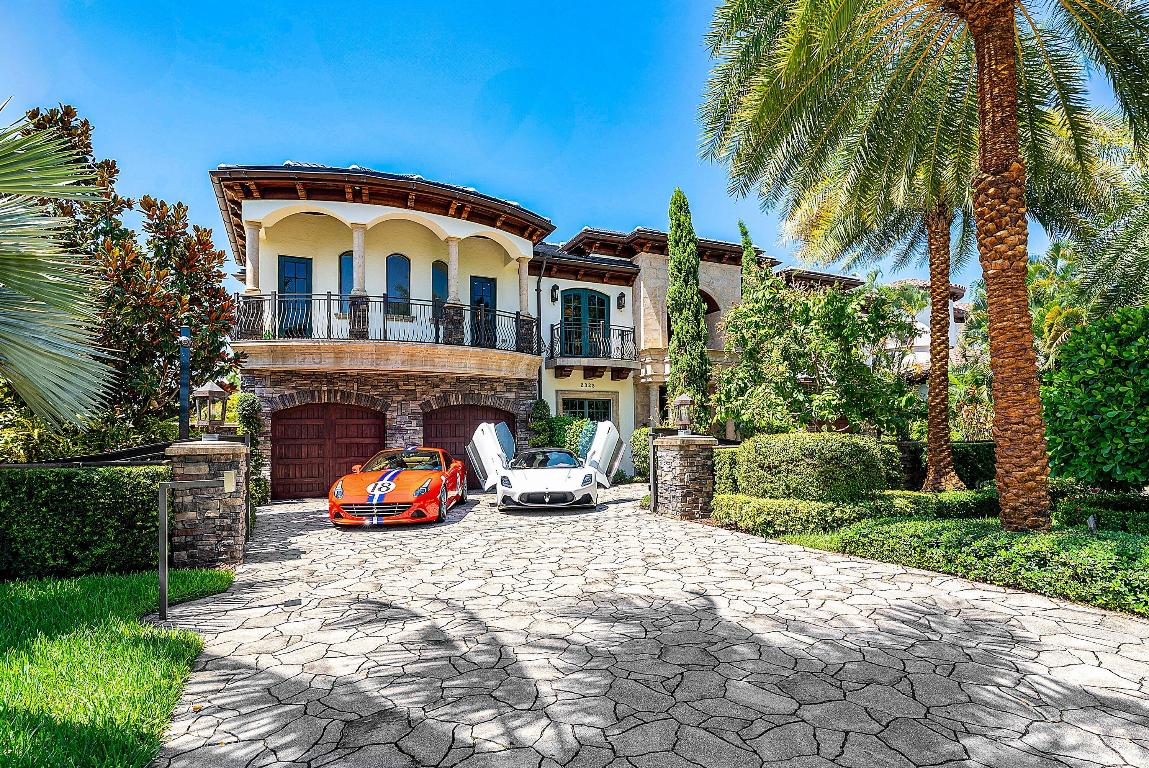 2325 NE 27th Lighthouse Point, FL 33064