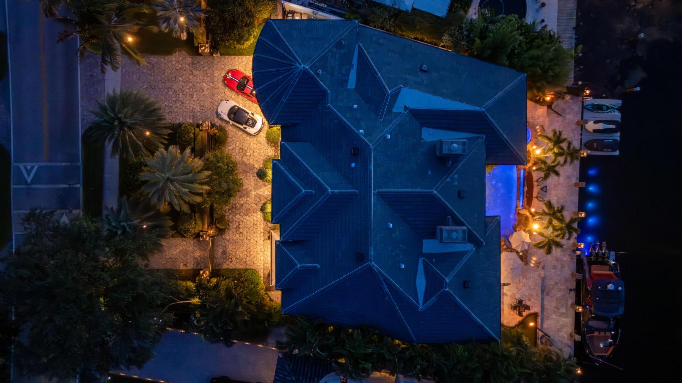 2325 NE 27th Lighthouse Point, FL 33064