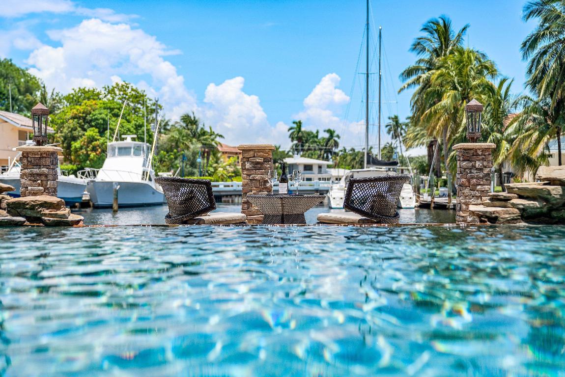 2325 NE 27th Lighthouse Point, FL 33064